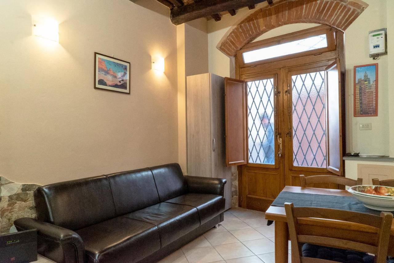 Antica Pelleria Apartment ลุคคา ภายนอก รูปภาพ