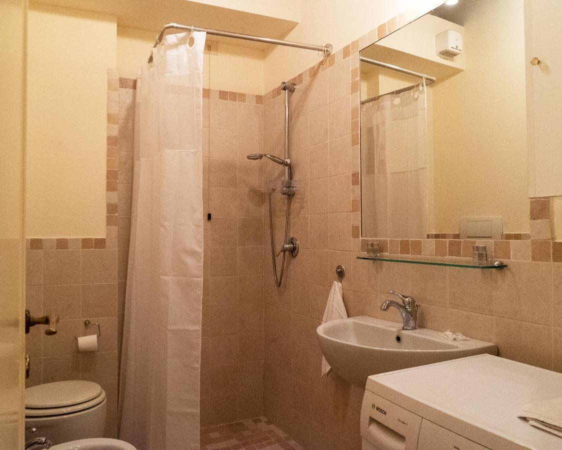 Antica Pelleria Apartment ลุคคา ภายนอก รูปภาพ